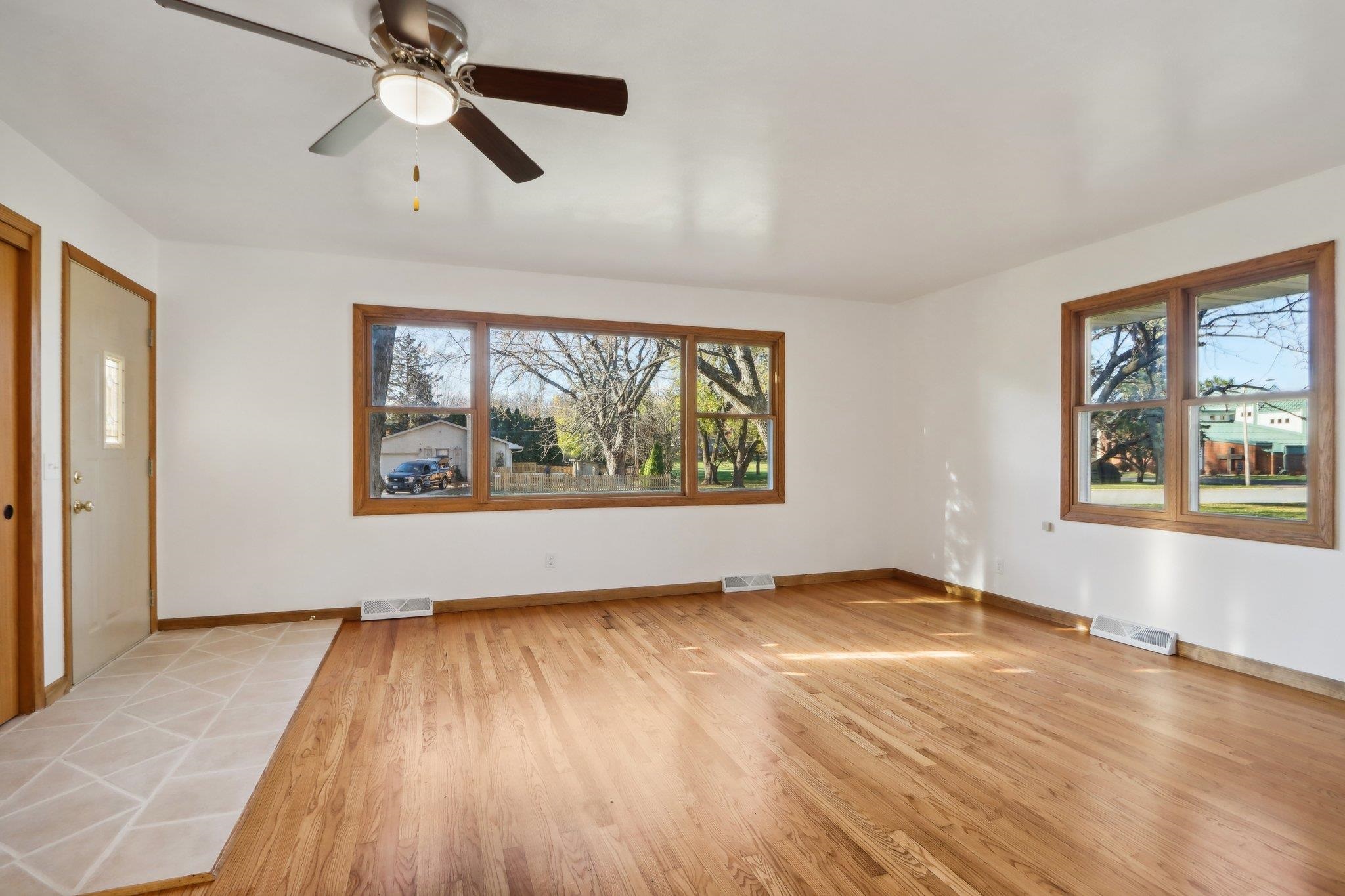 5313 Main Street