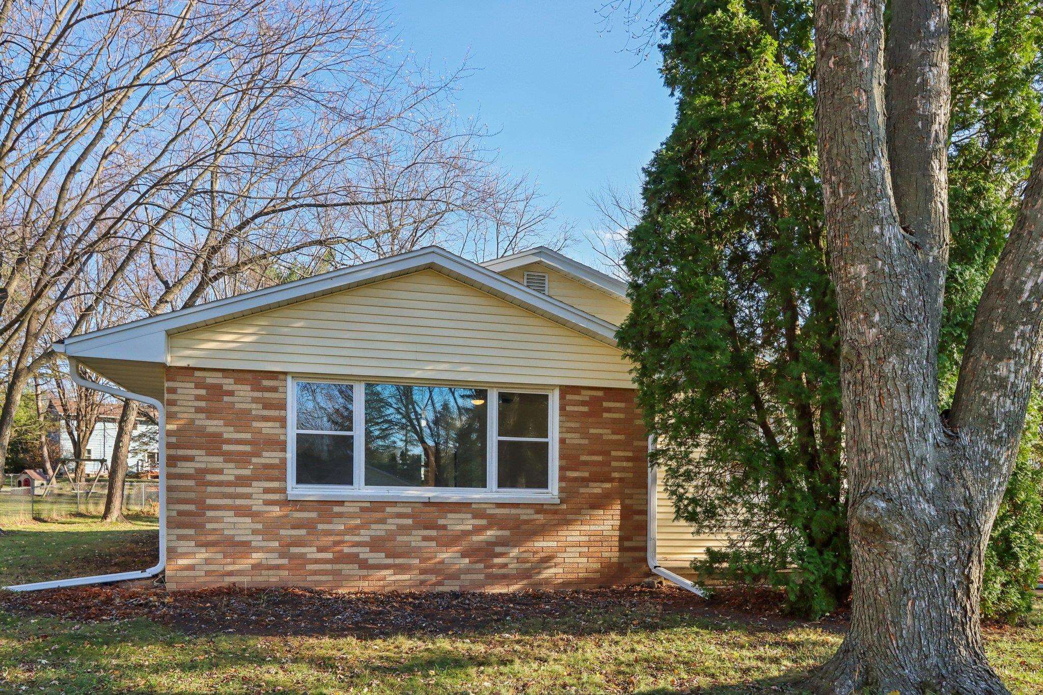 5313 Main Street