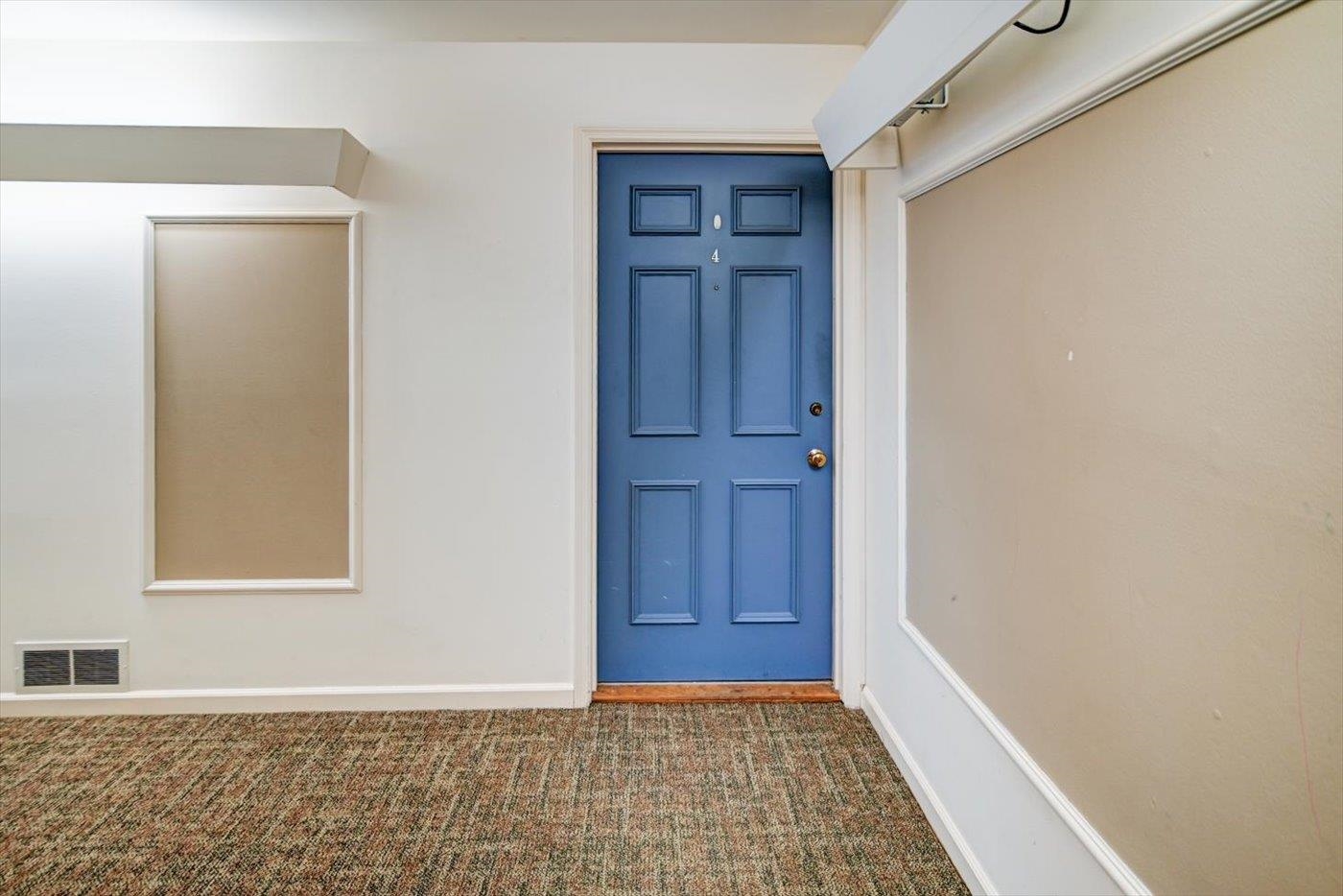 6 Heritage Circle 4
