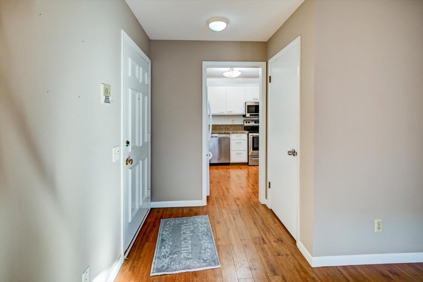 6 Heritage Circle 4