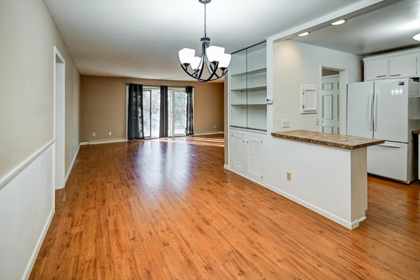 6 Heritage Circle 4