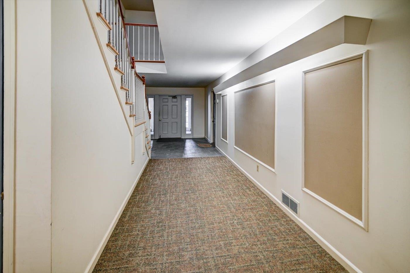 6 Heritage Circle 4