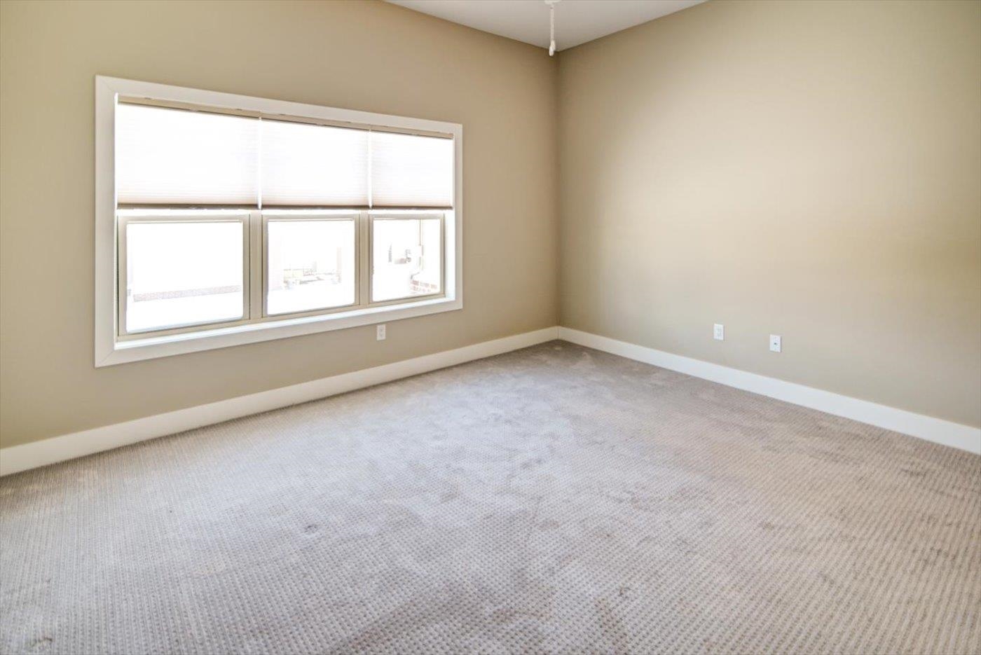 1801 Opus Lane 103