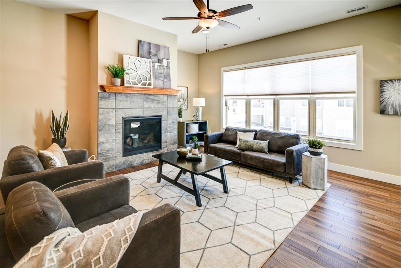 1801 Opus Lane 103