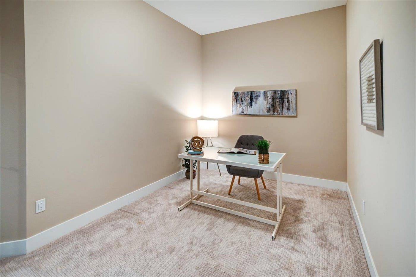 1801 Opus Lane 103