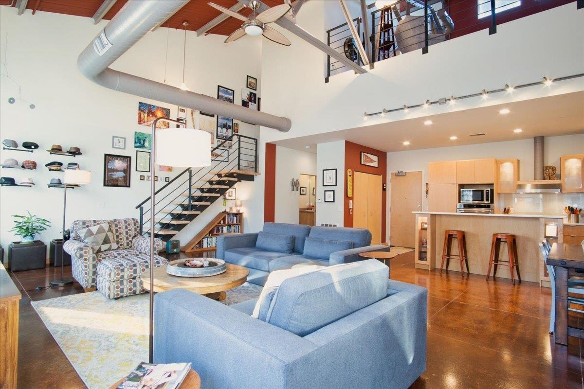 7777 Elmwood Avenue Unit: 204