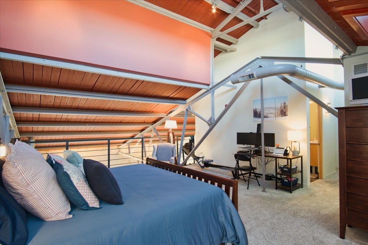 7777 Elmwood Avenue Unit: 204