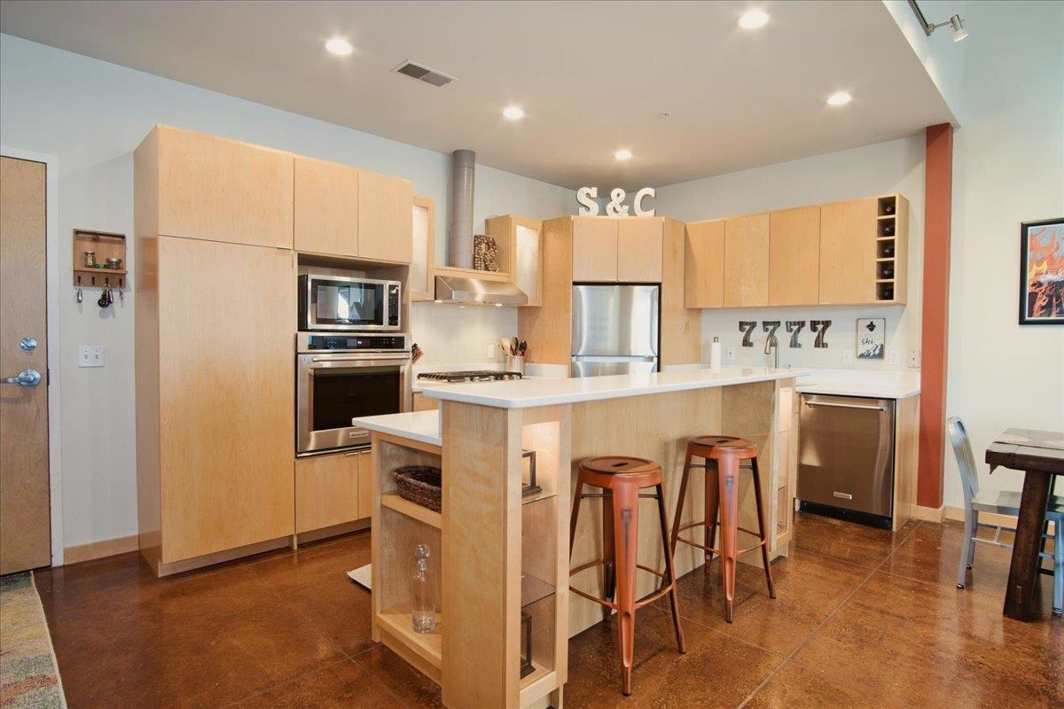 7777 Elmwood Avenue Unit: 204