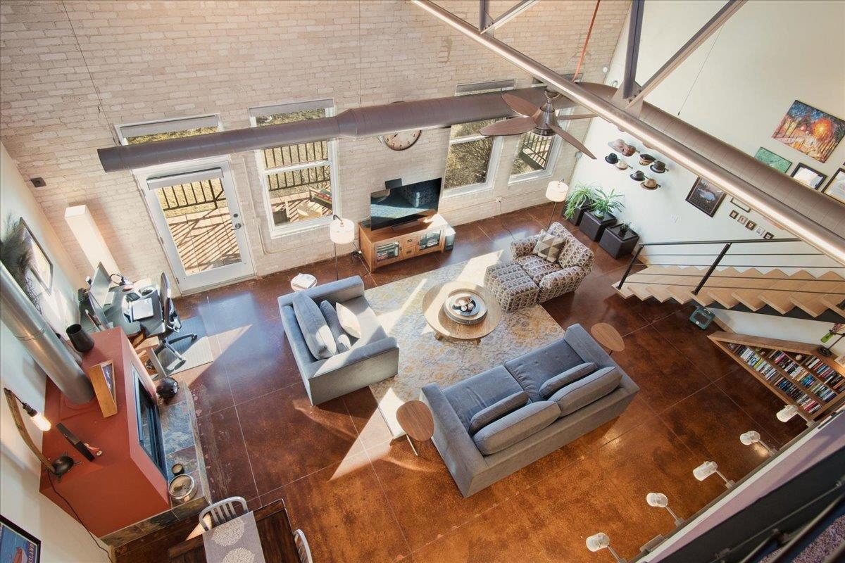 7777 Elmwood Avenue Unit: 204