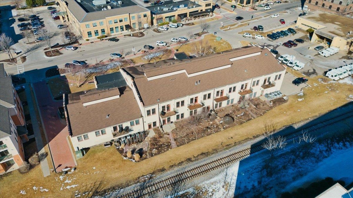 7777 Elmwood Avenue Unit: 204