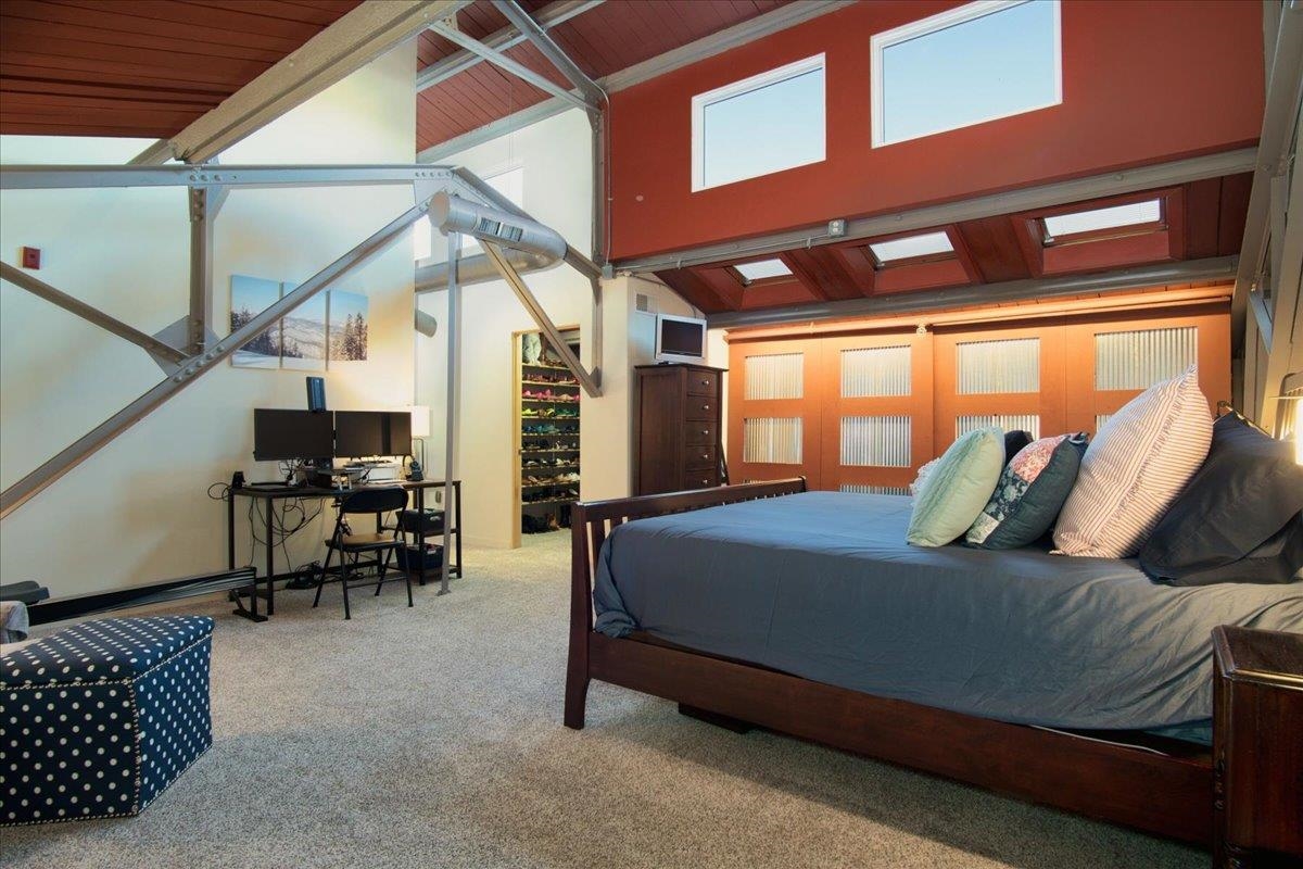 7777 Elmwood Avenue Unit: 204