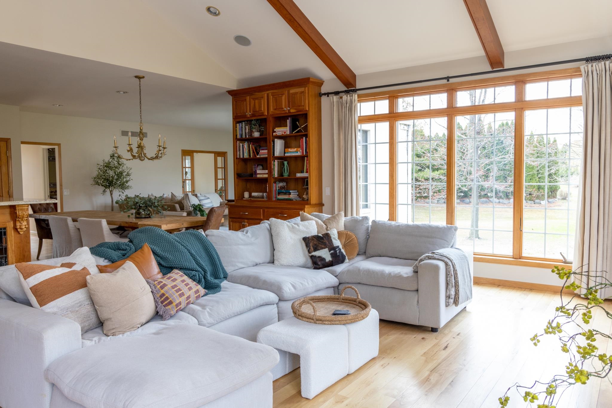 3951 Weatherwood Trail