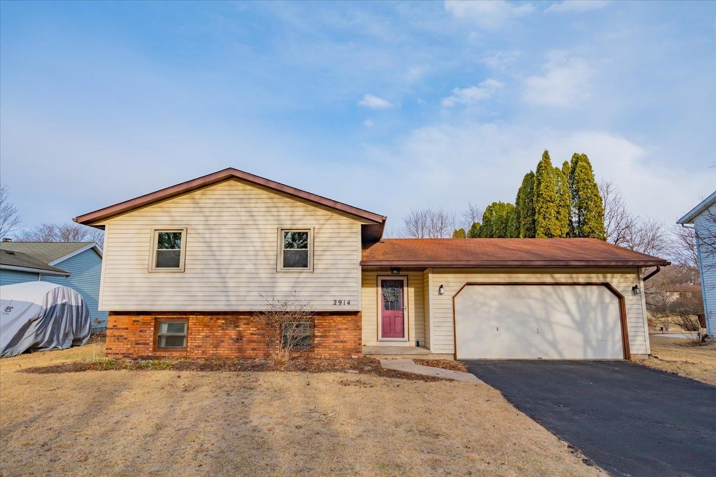 2914 Greenway Trail