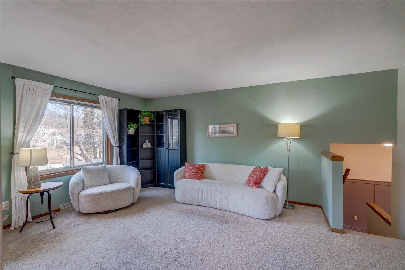 2914 Greenway Trail
