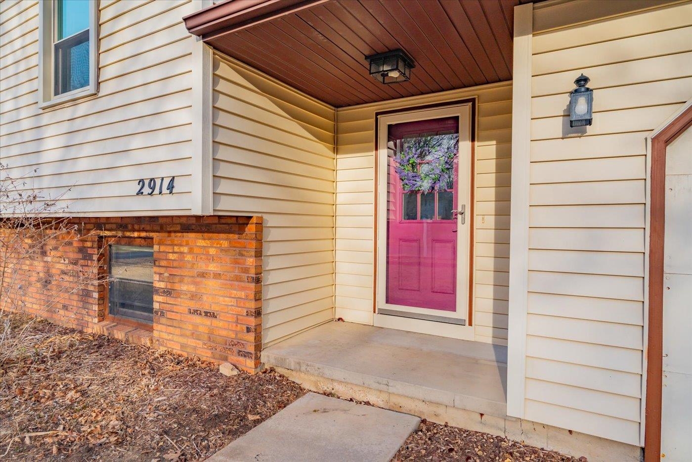 2914 Greenway Trail