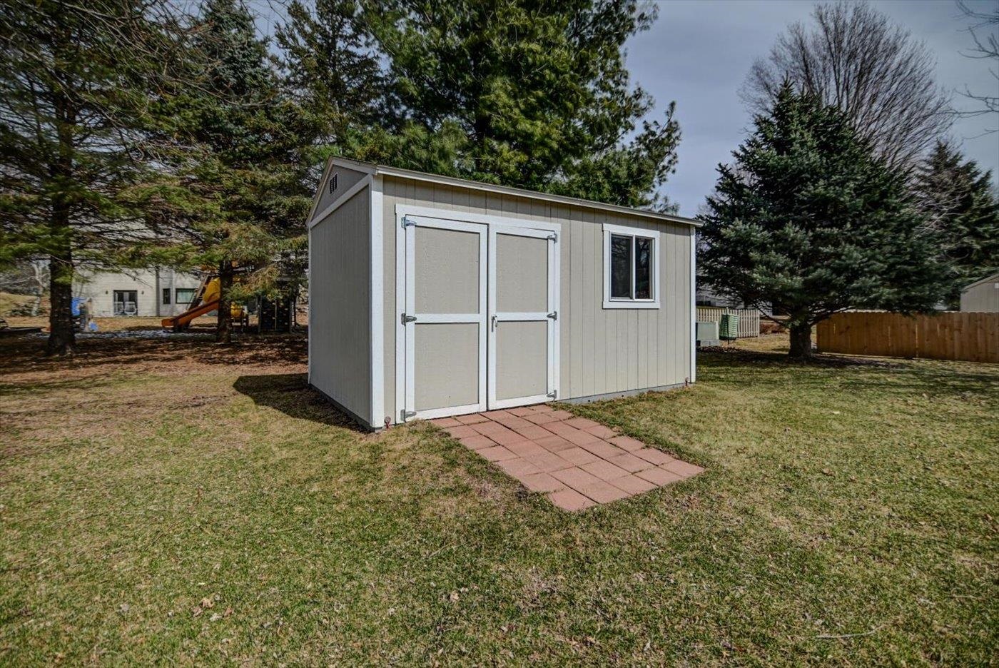 500 Prairieview Court