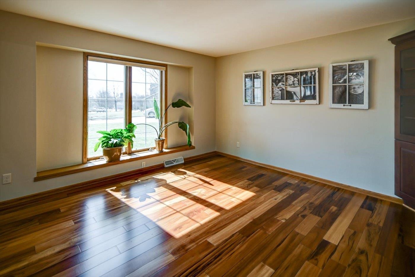 500 Prairieview Court