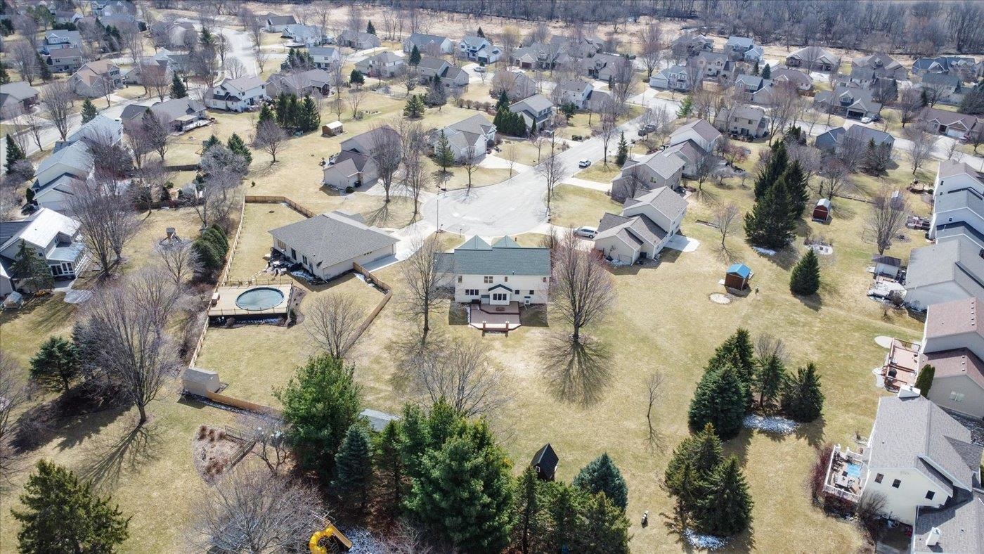 500 Prairieview Court