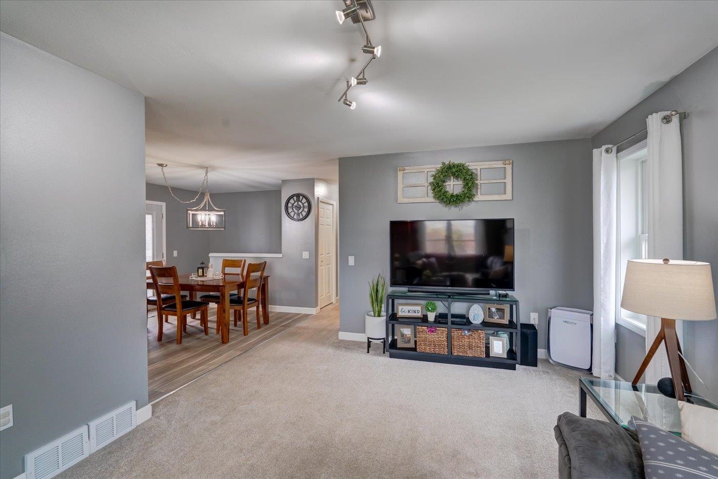 4402 Prairieview Drive