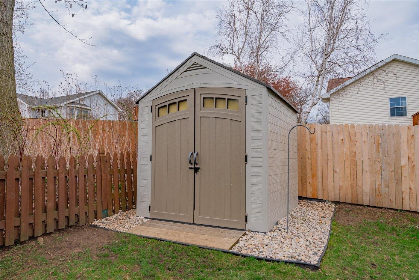 4402 Prairieview Drive