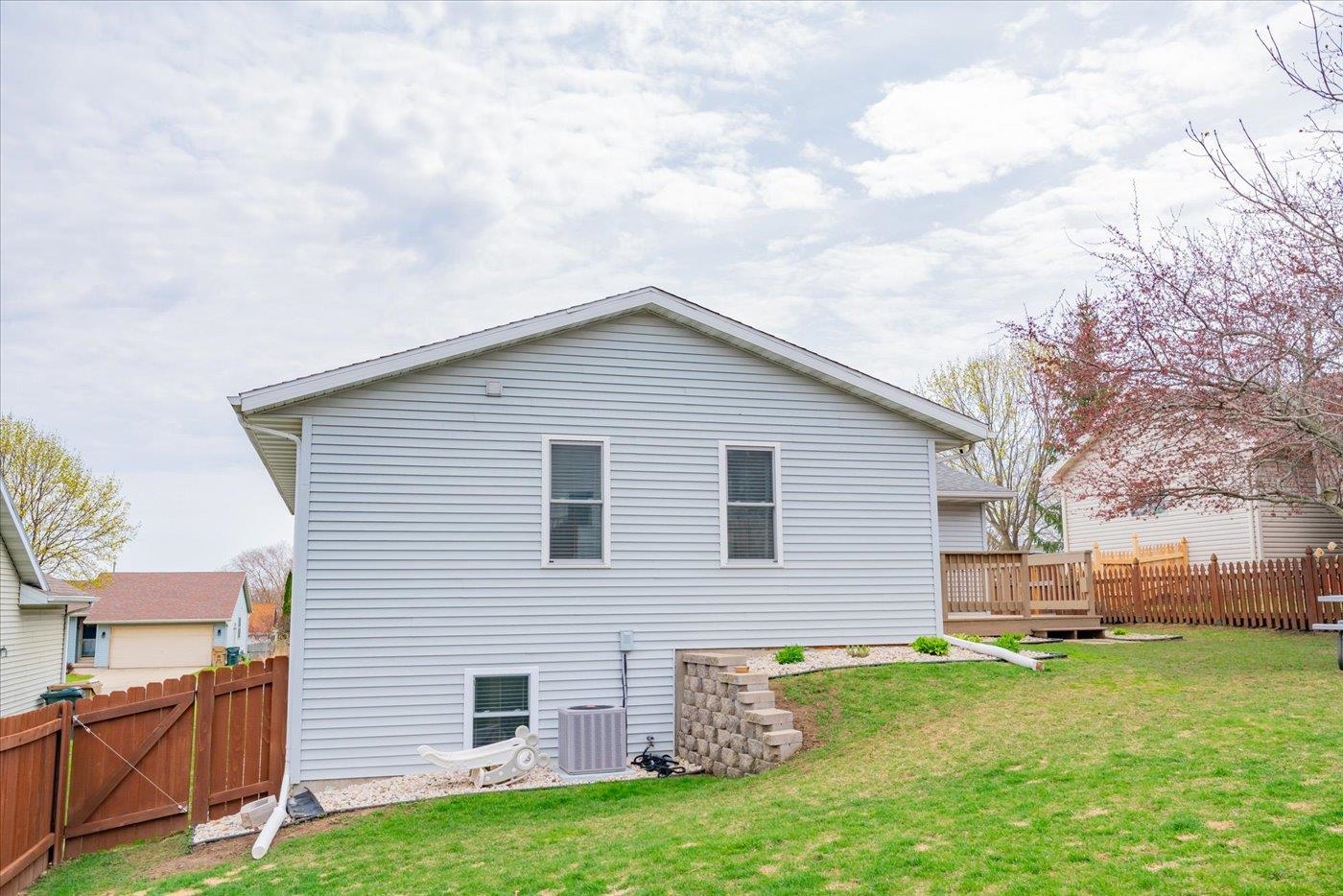 4402 Prairieview Drive