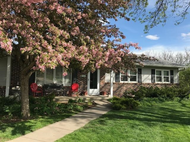 1636 Foxridge Court