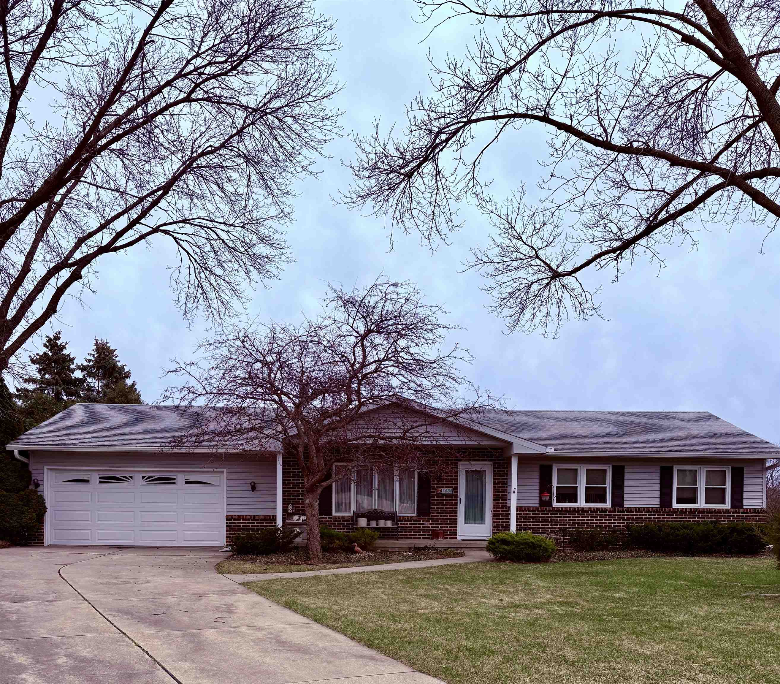 1636 Foxridge Court