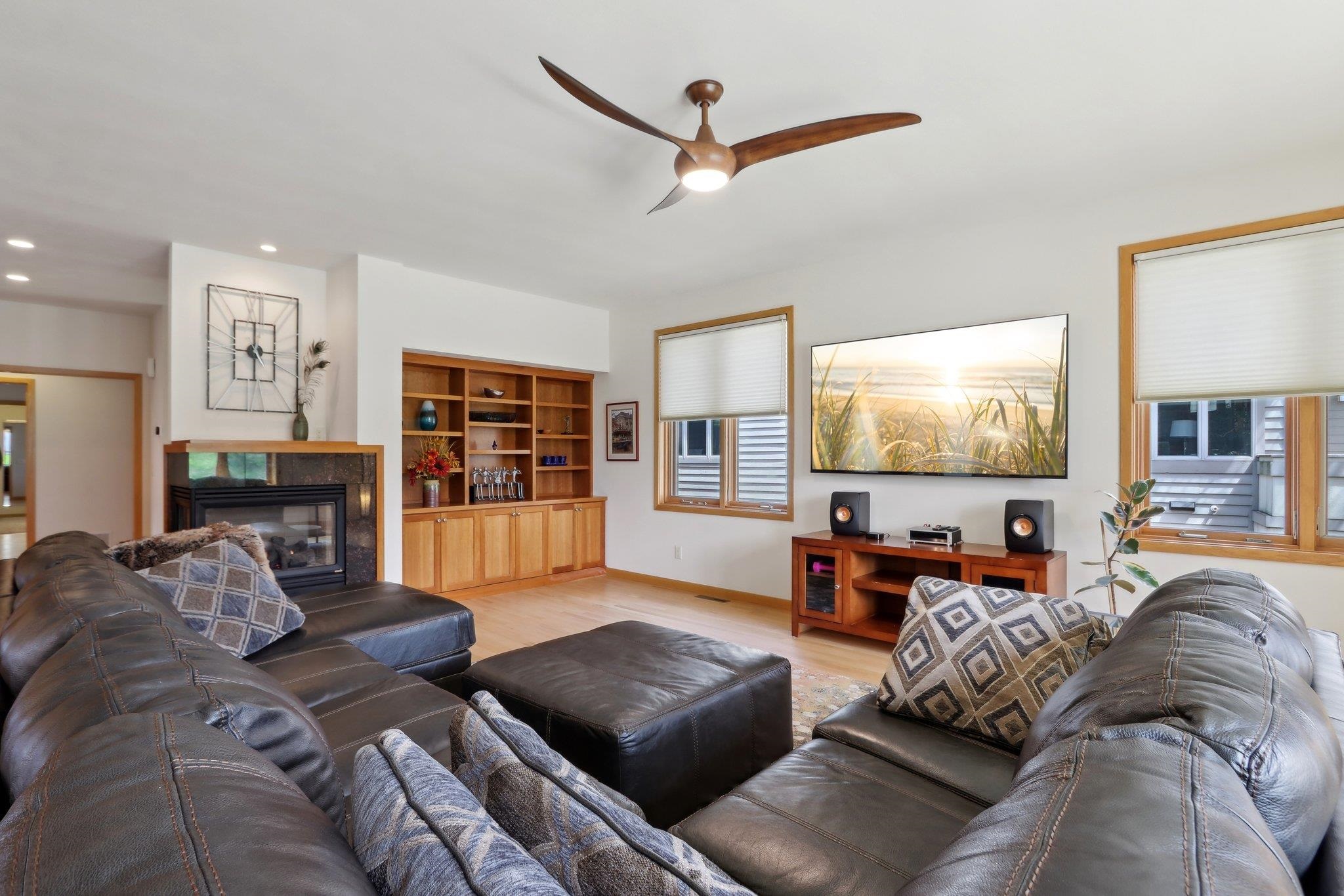 3422 John Muir Drive