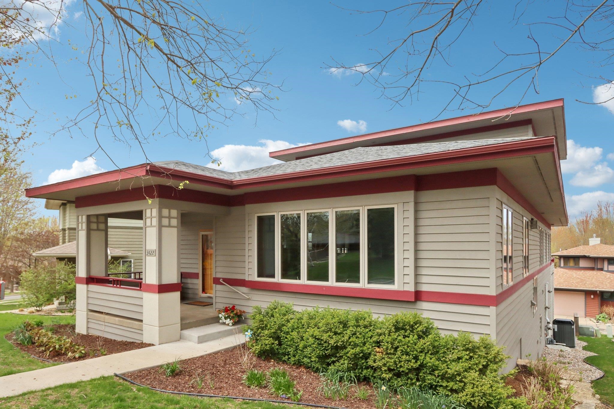 3422 John Muir Drive