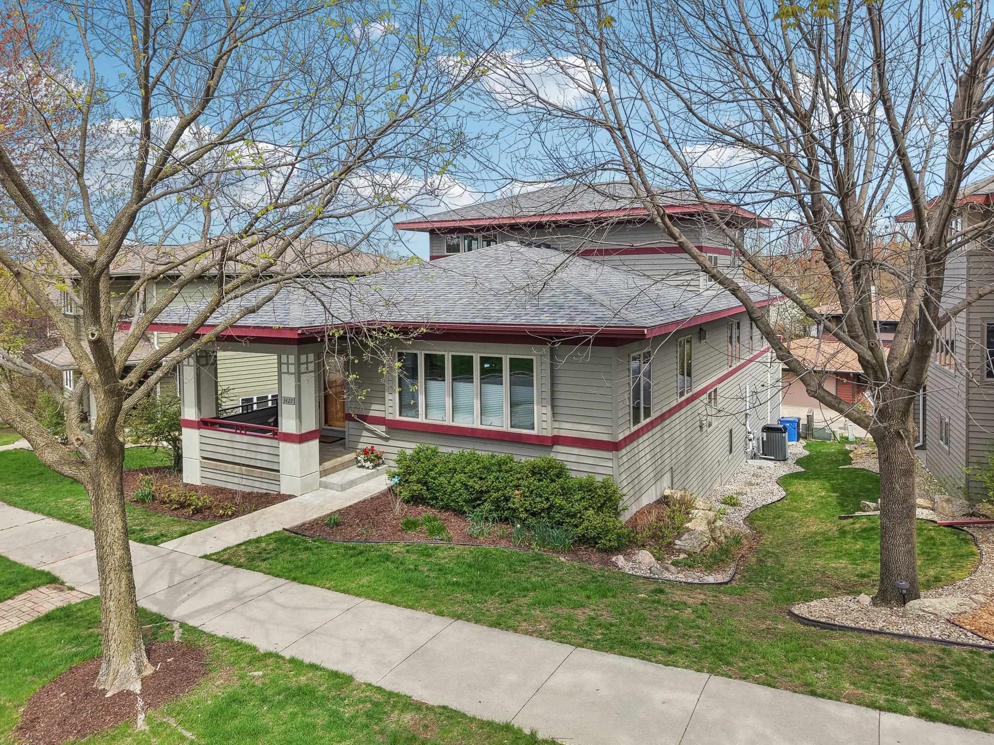 3422 John Muir Drive