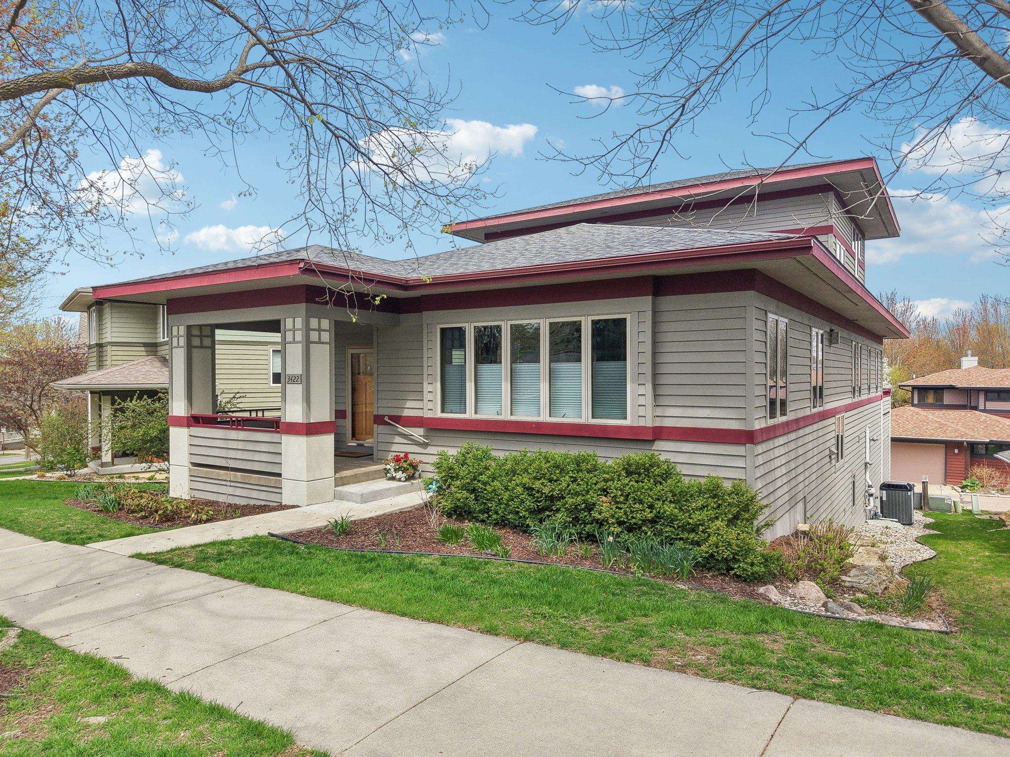 3422 John Muir Drive