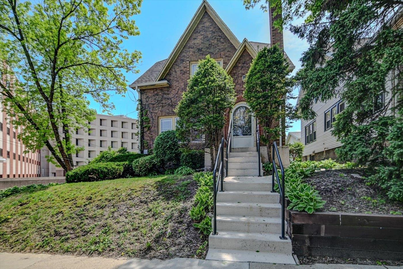 1101 Erin Street