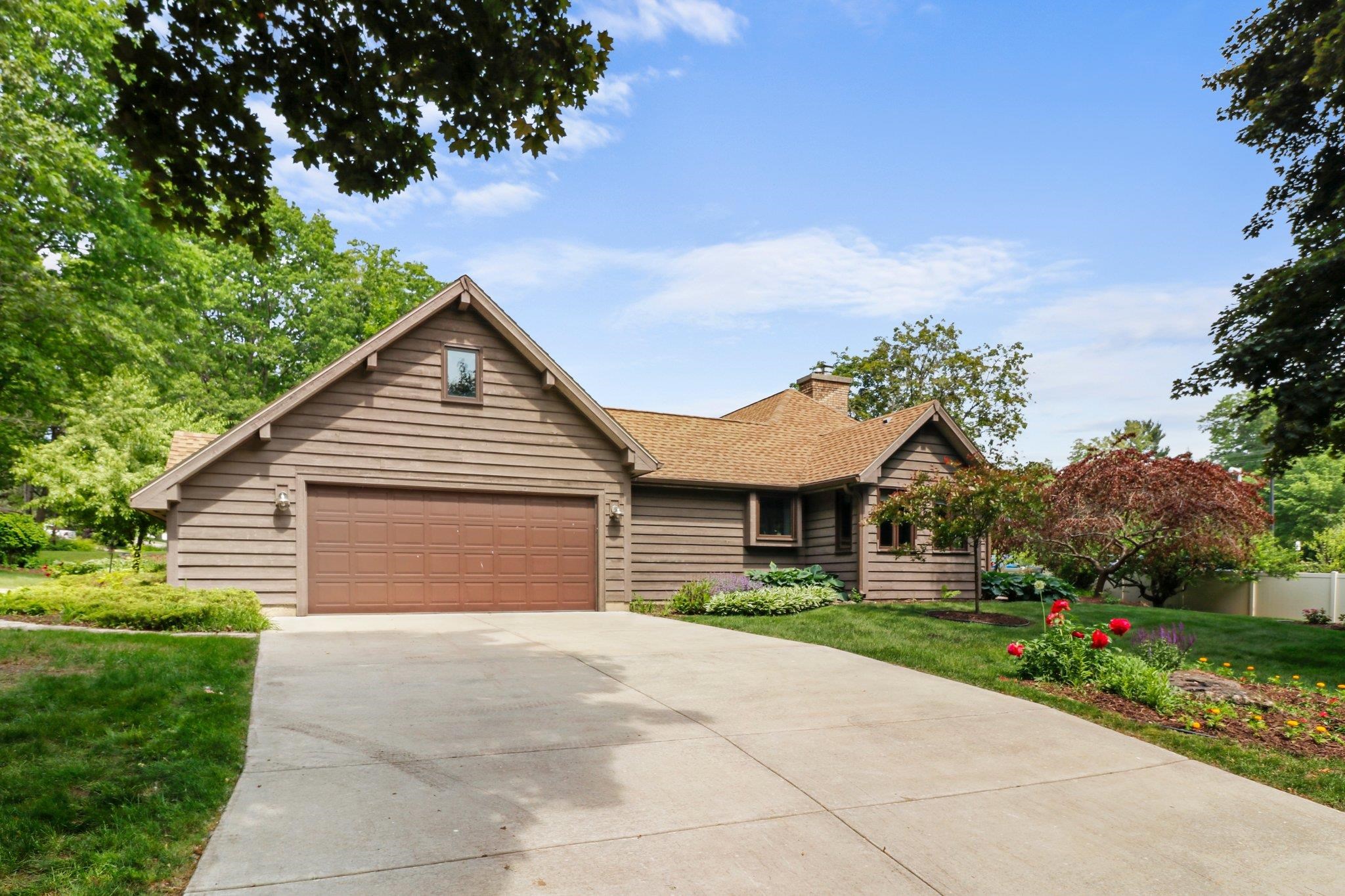 6102 Quetico Drive