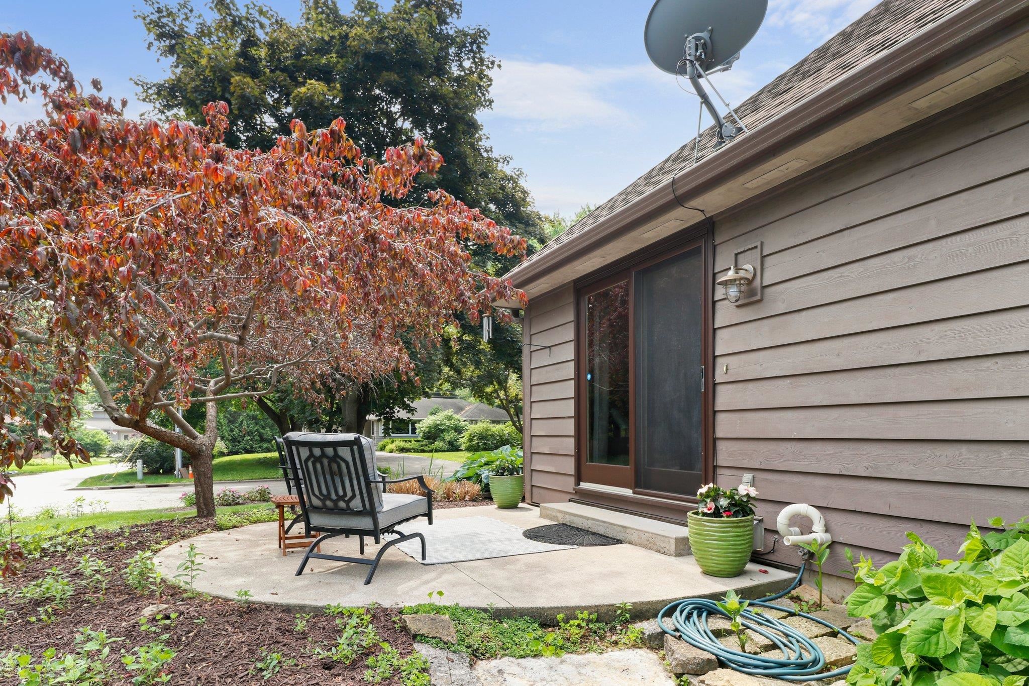 6102 Quetico Drive