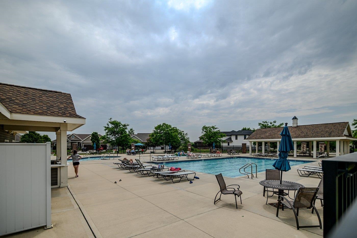 825 Richard Way