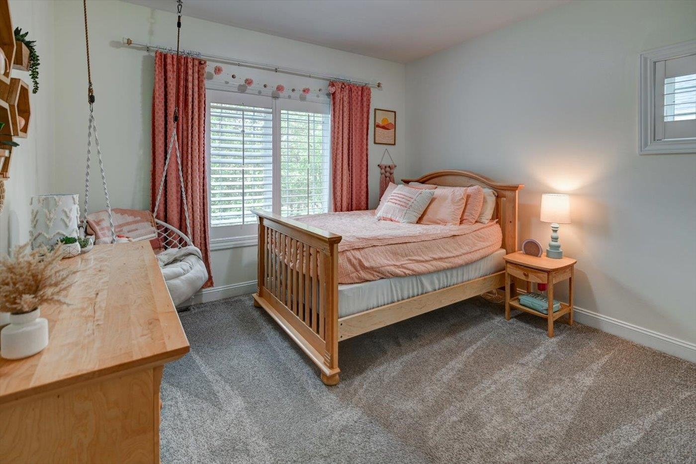 825 Richard Way