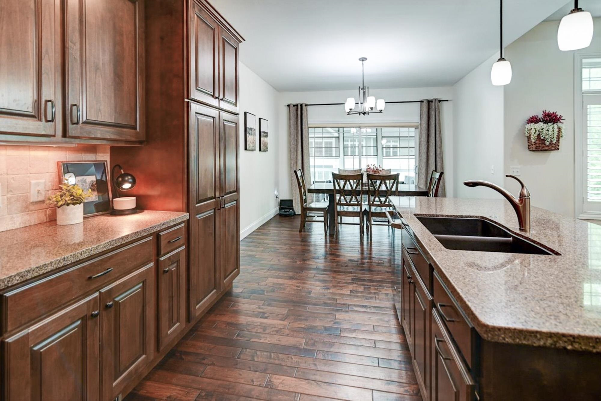 825 Richard Way