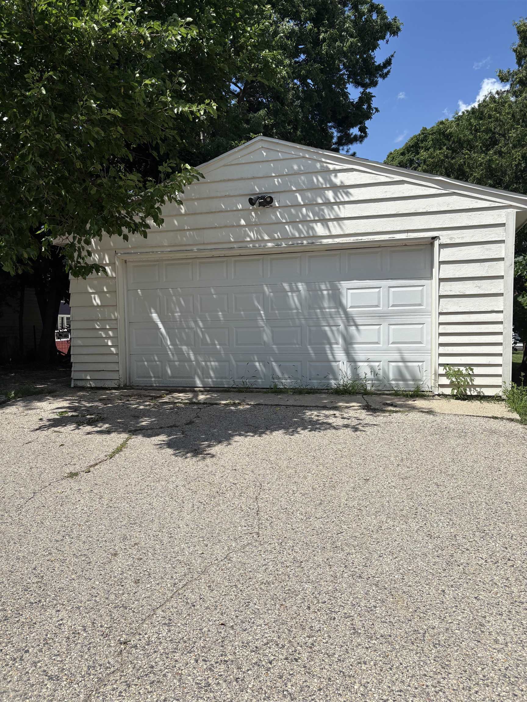 1111 Erin Street