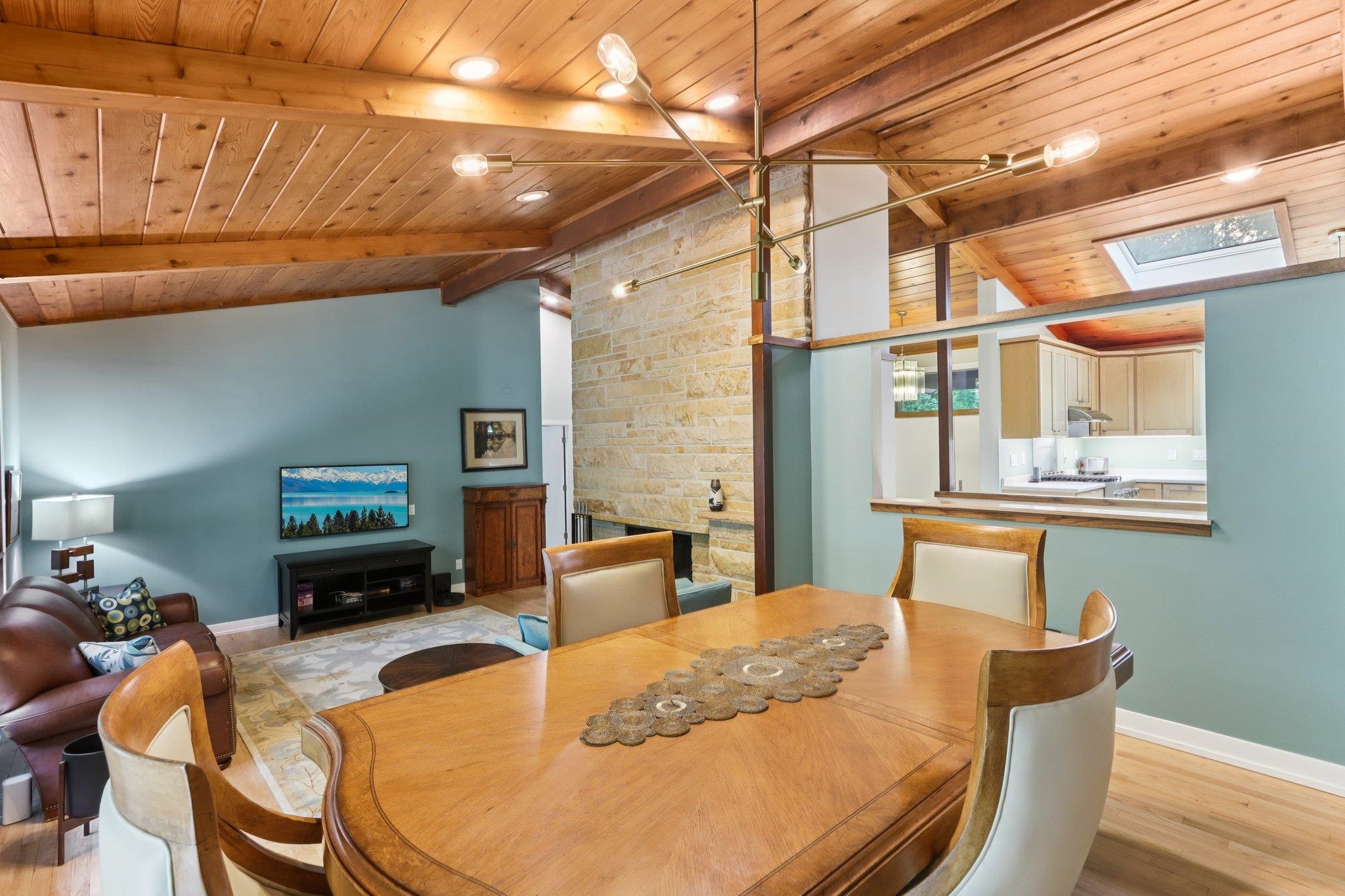 6241 S Highland Avenue