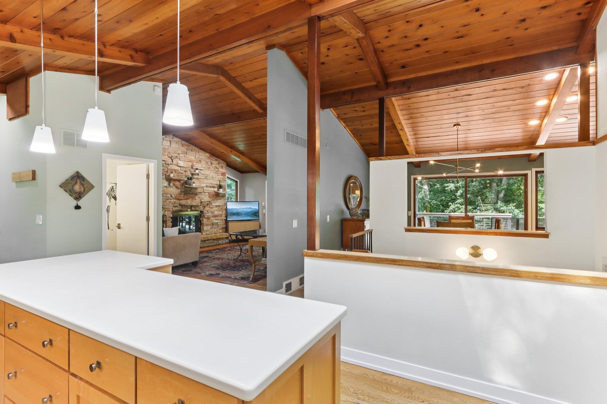 6241 S Highland Avenue