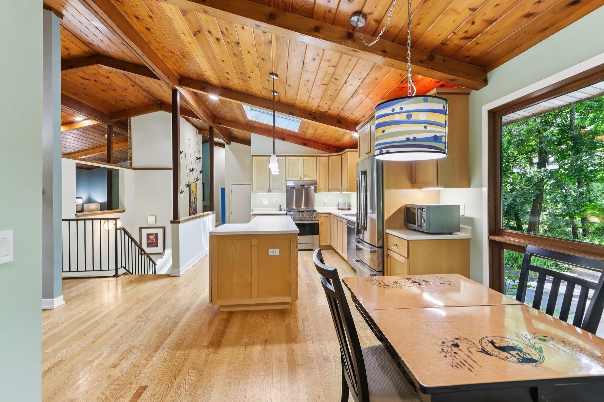 6241 S Highland Avenue