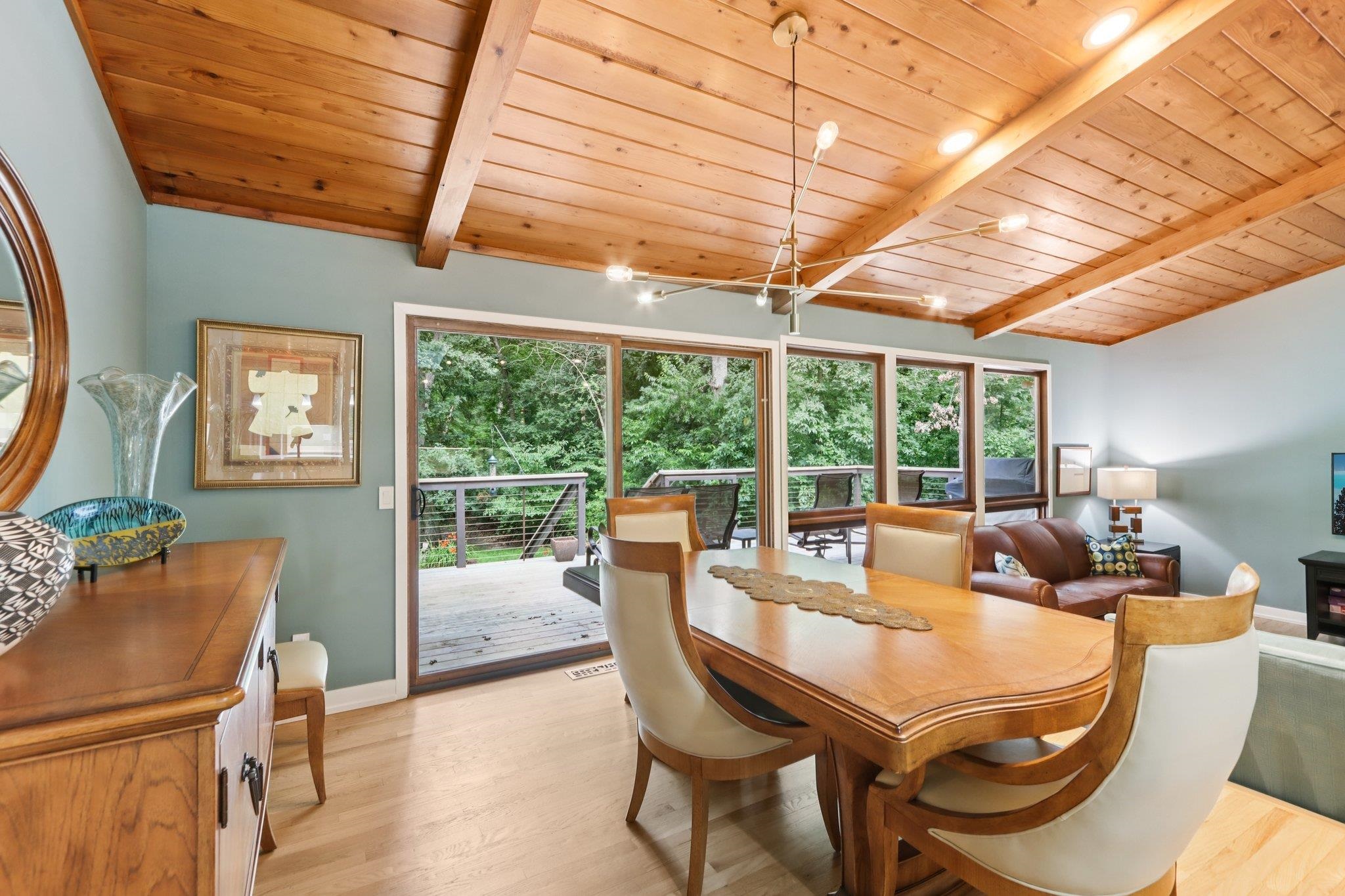 6241 S Highland Avenue