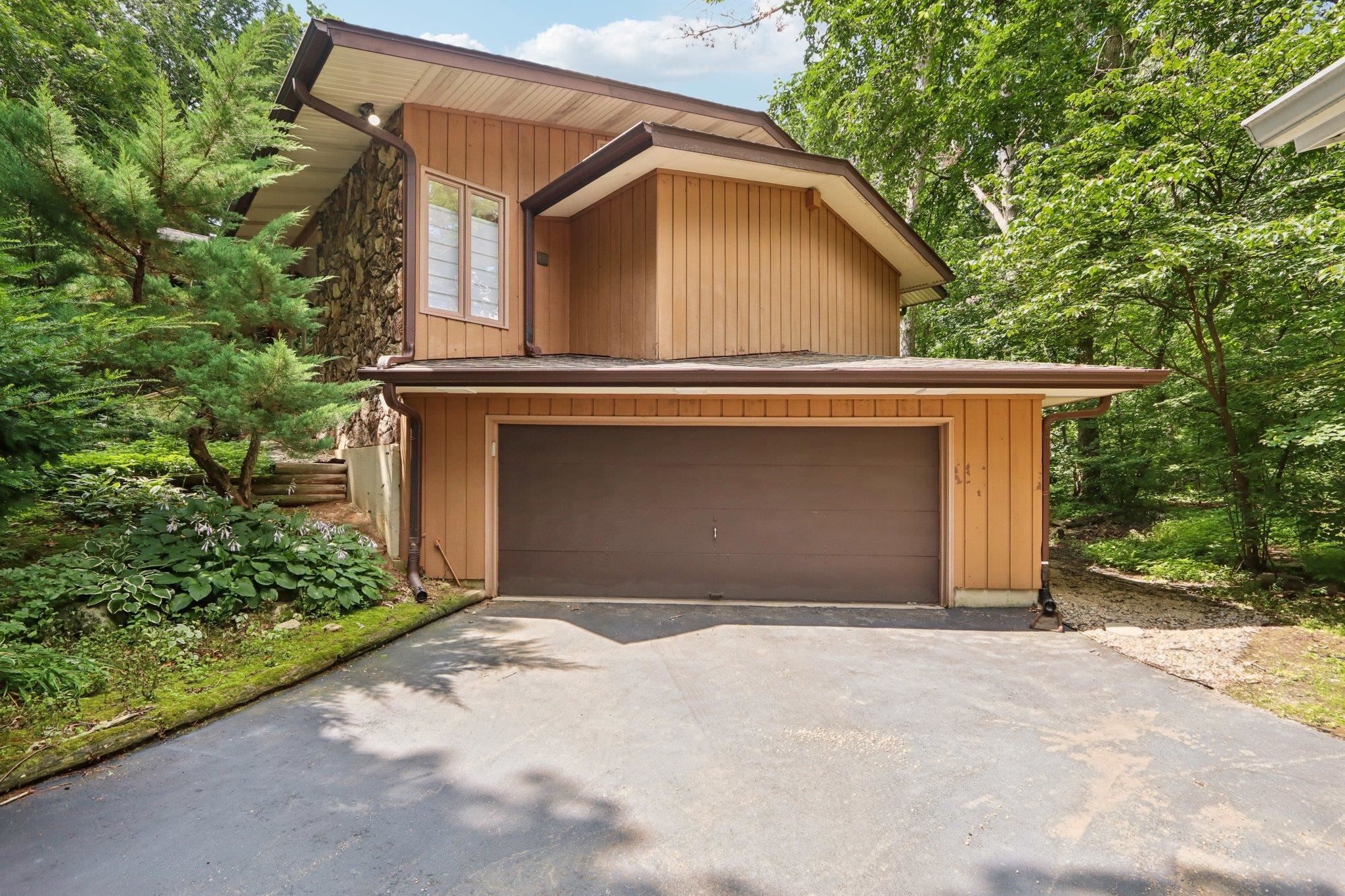 6241 S Highland Avenue