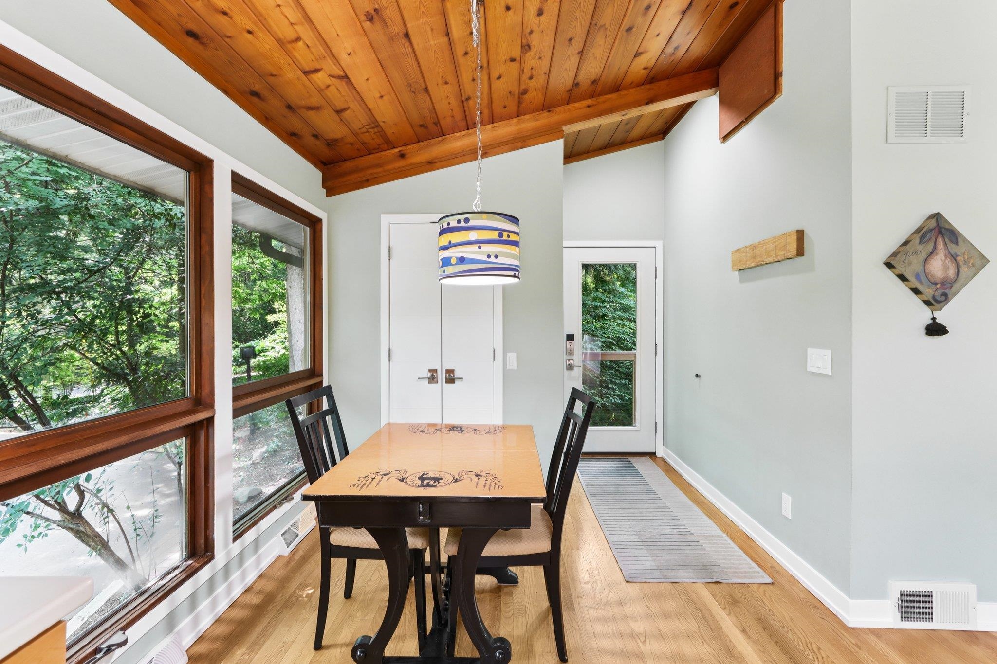 6241 S Highland Avenue