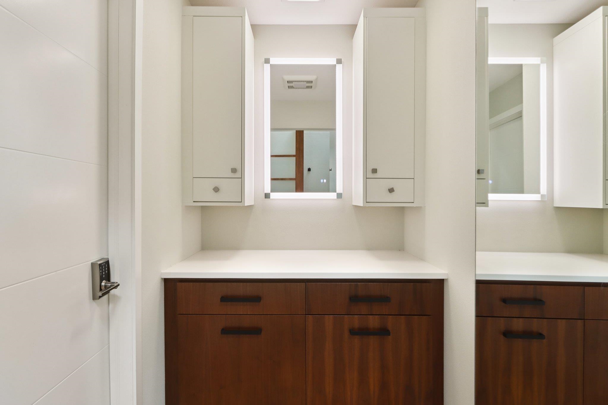 6241 S Highland Avenue