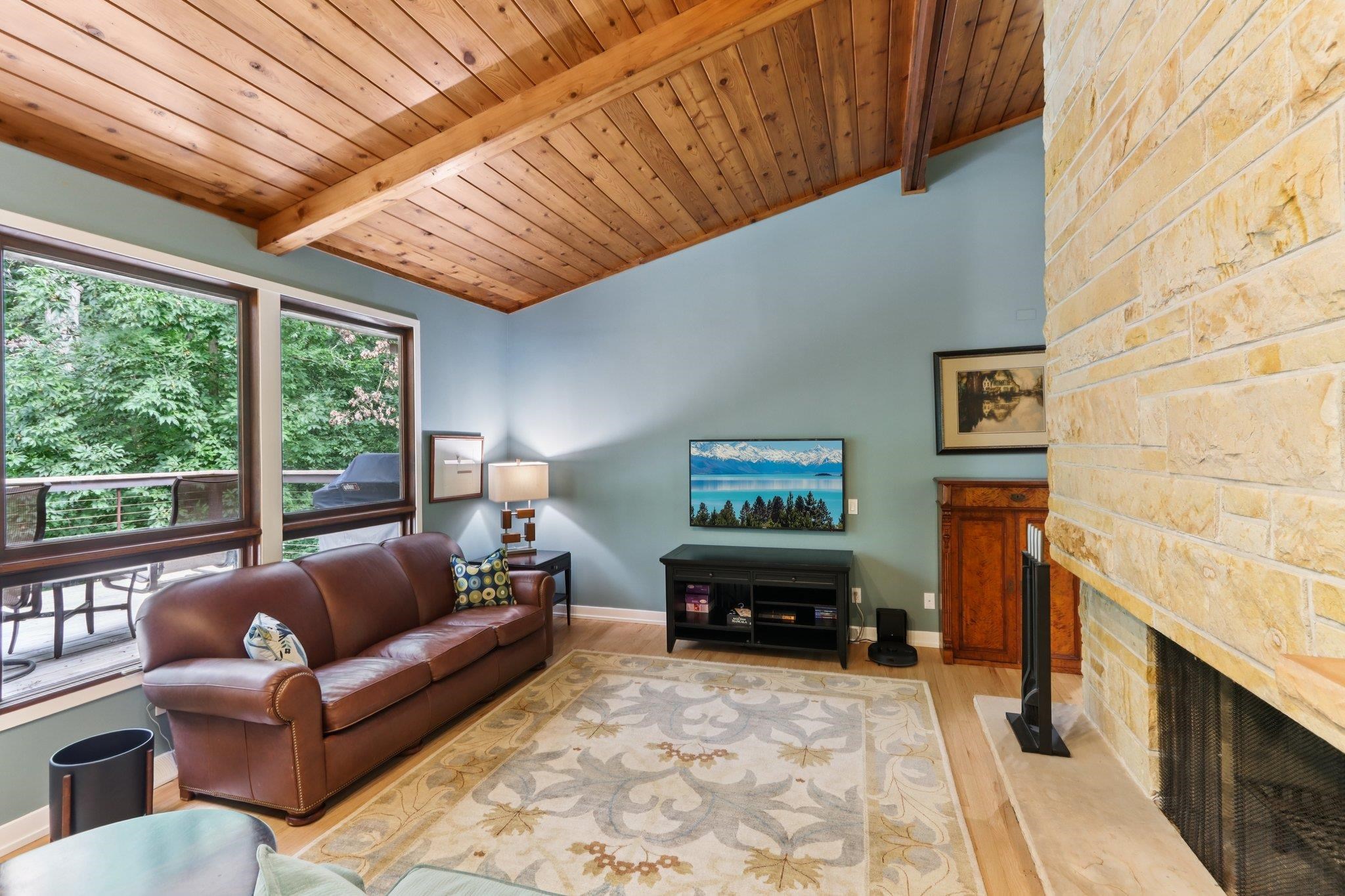 6241 S Highland Avenue