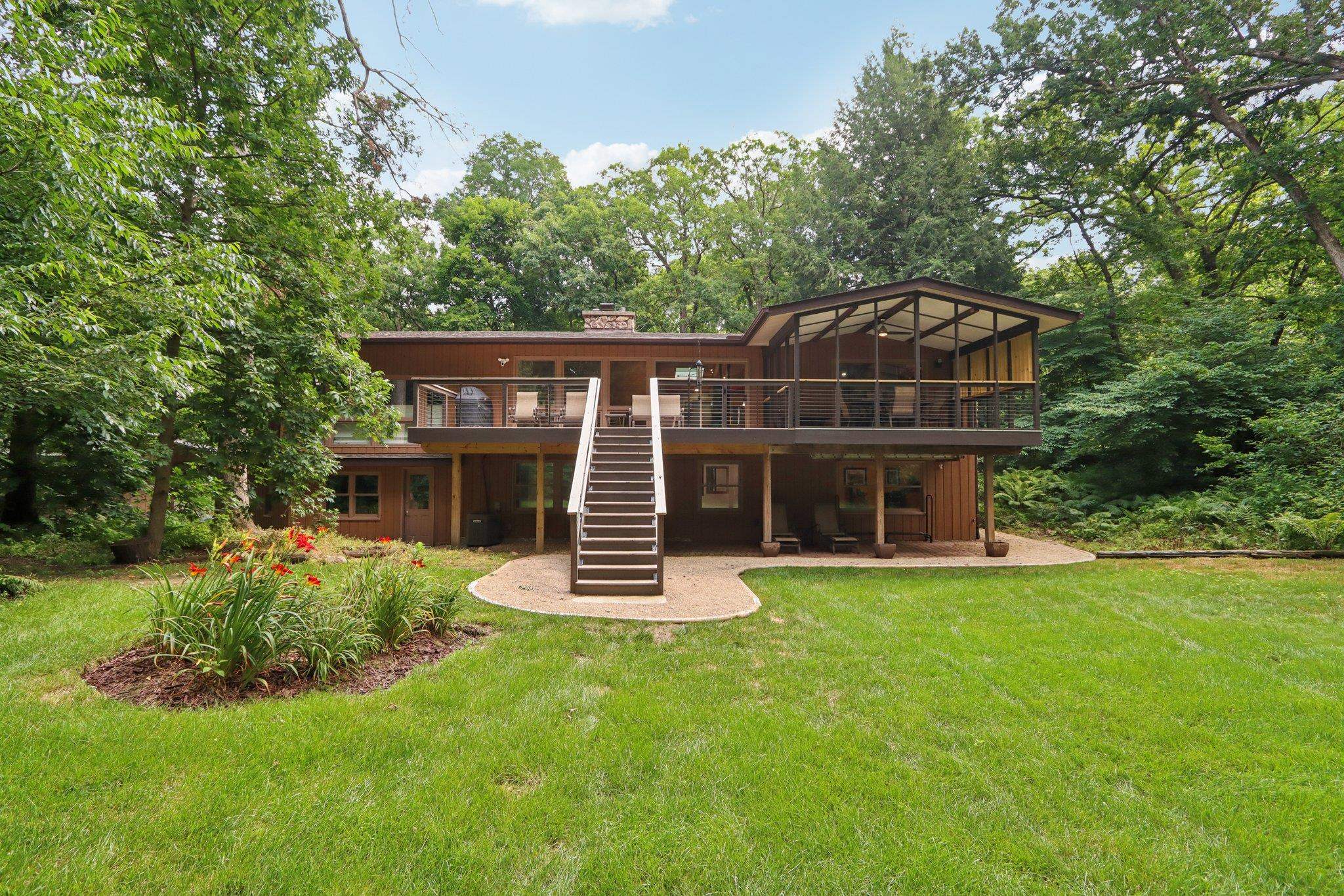 6241 S Highland Avenue