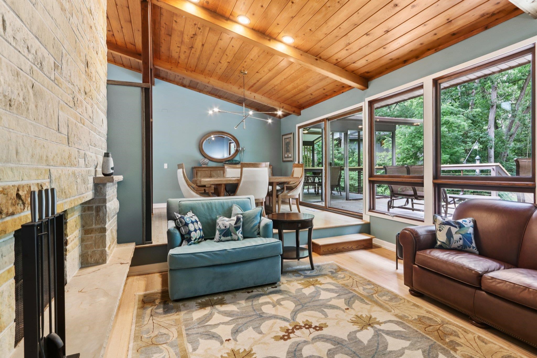 6241 S Highland Avenue