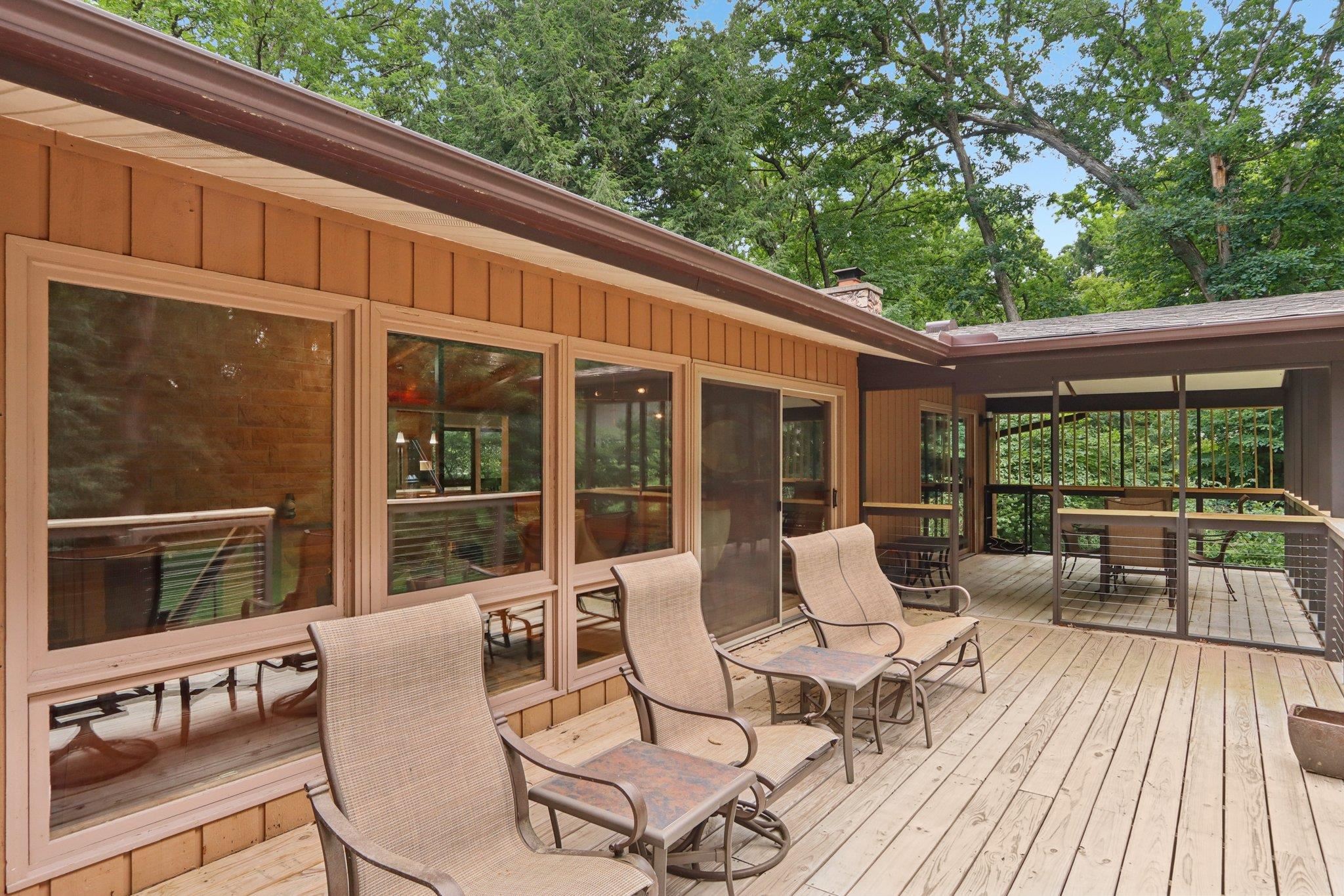 6241 S Highland Avenue