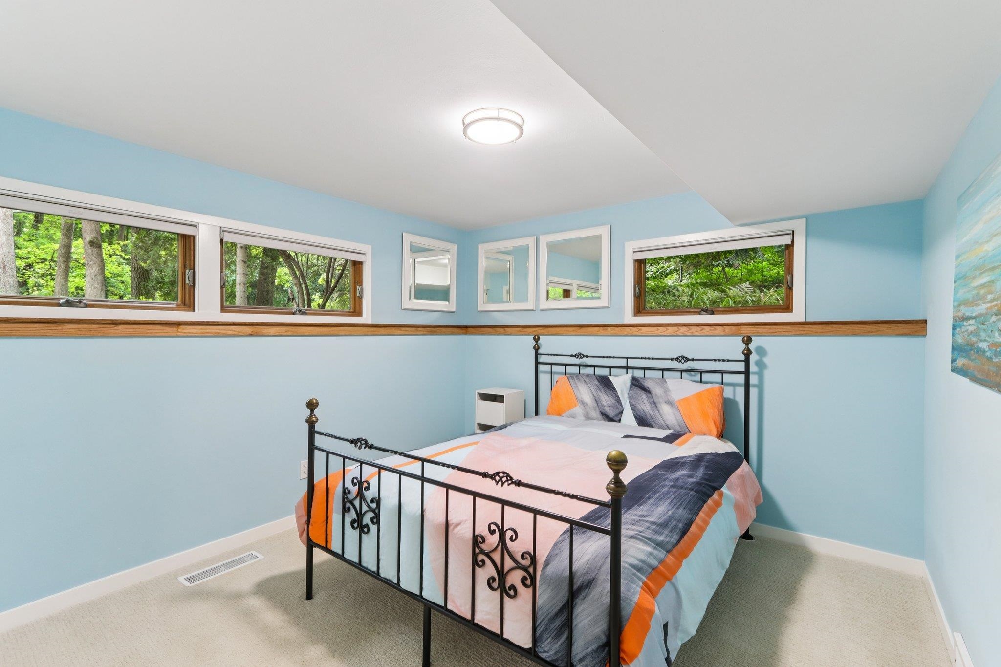 6241 S Highland Avenue